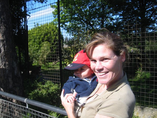 liliandmummyatthezoo.jpg