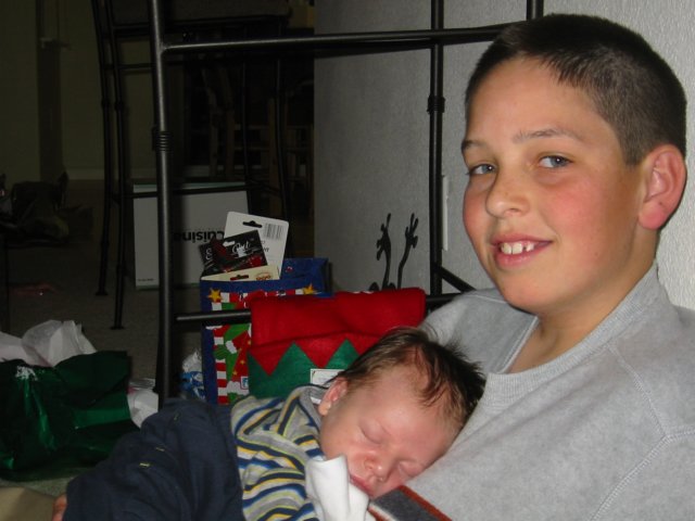 babyevanasleeponandrew.jpg