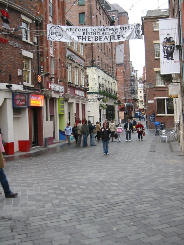 mathewstreetliverpoolhomeofthecavernclub.jpg