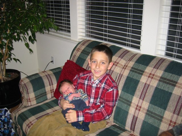 ryanandbabyevan.jpg