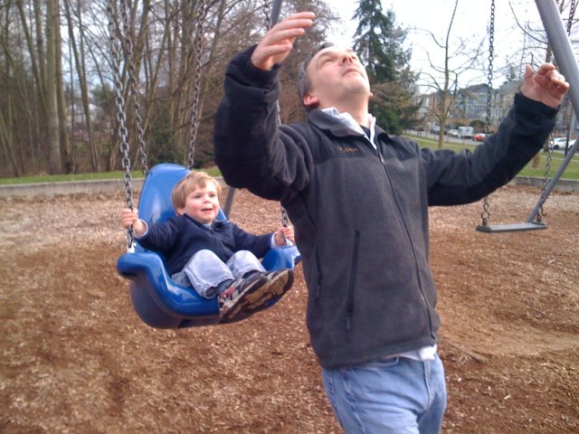 liamanddaddyatthepark2.jpg