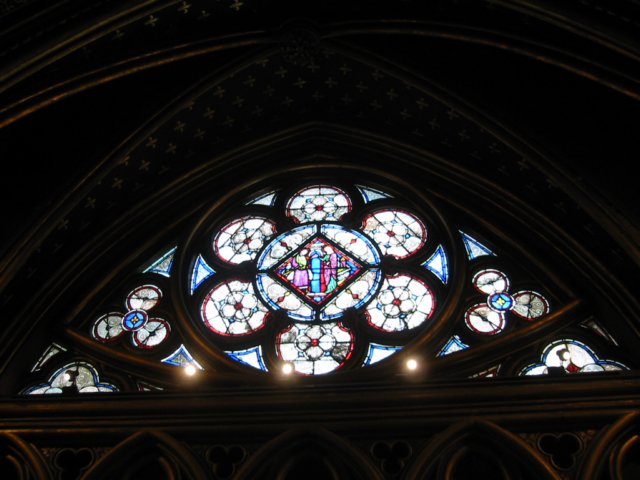 stainedglassinstechappelle2.jpg