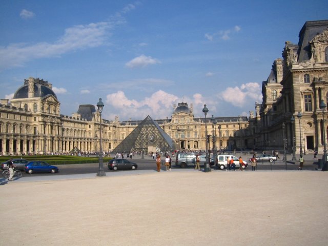 thelouvre.jpg