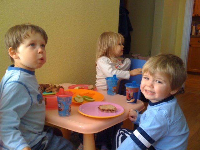 maxgraceandliam2.jpg