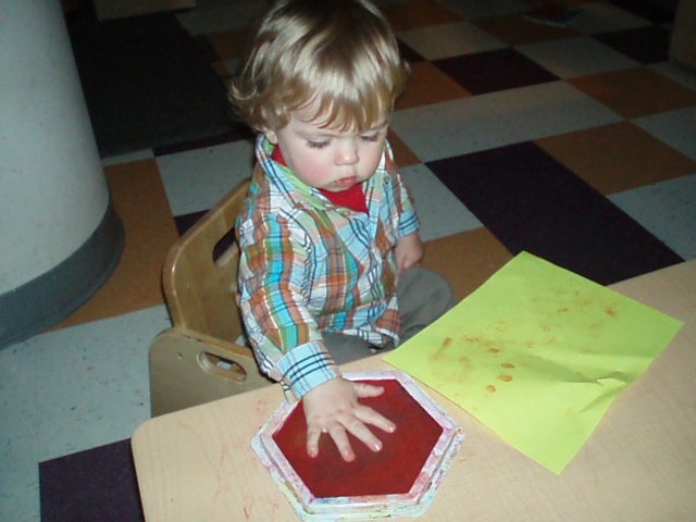 lilipaintingatschool.jpg