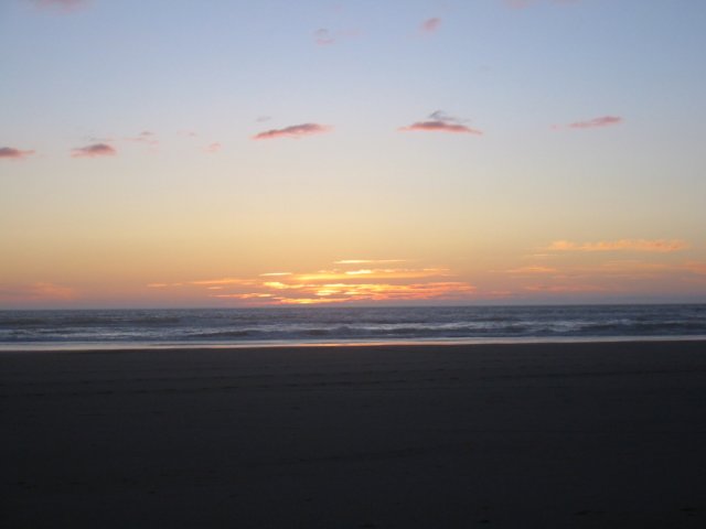 sunsetonthebeach6.jpg