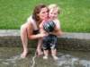 mummyandliamatthegreenlakewadingpool_small.jpg