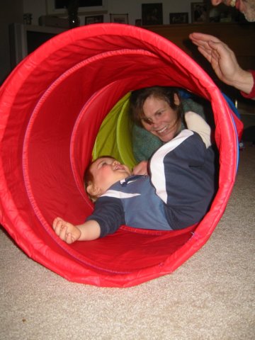 liliandmummyhavingfuninthetunnel.jpg