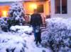 daddyandliaminthesnow_small.jpg